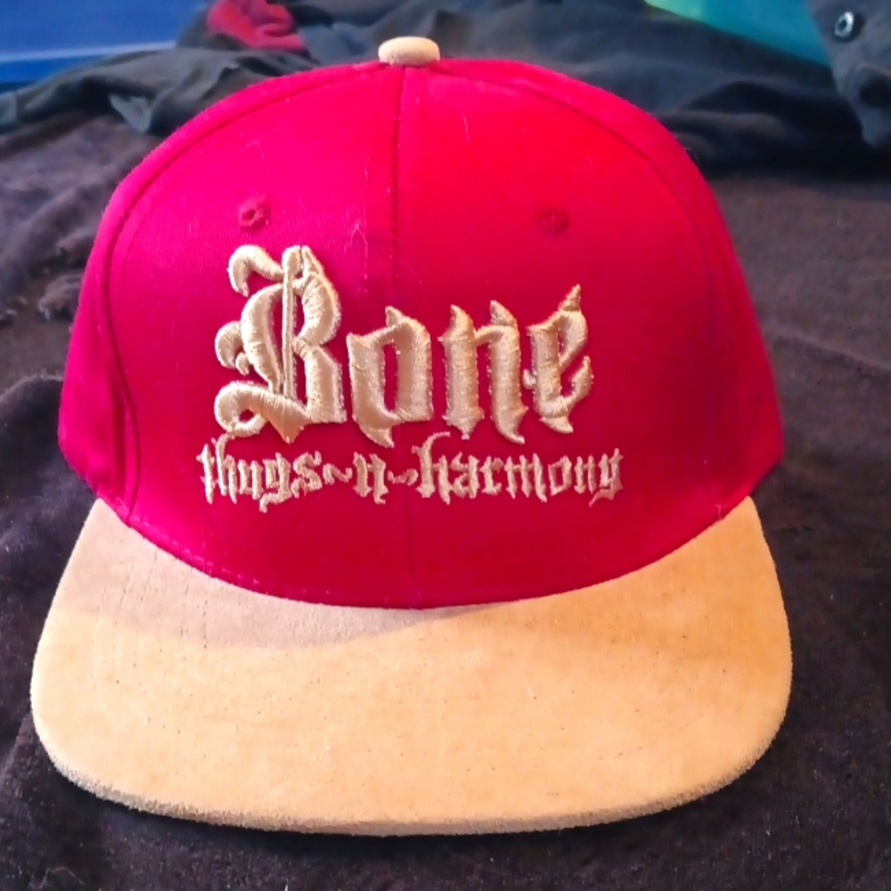 Bone things n harmony hat